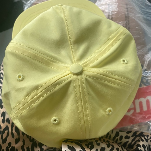 SUPREME KAWS CHALK LOGO 5 PANEL CAP - PALE YELLOW - Picture 7 of 7